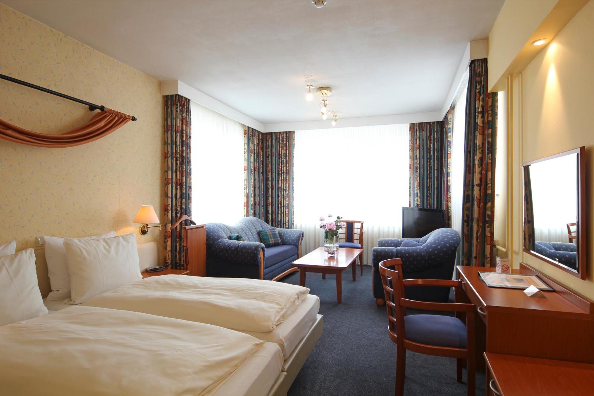 Grand Hotel Monopole ファルケンブルフ 部屋 写真