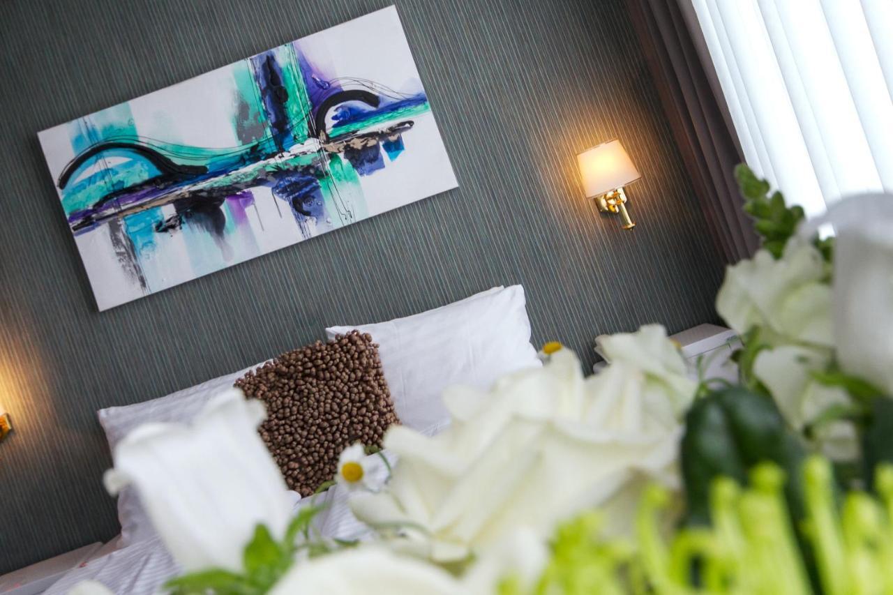 Grand Hotel Monopole ファルケンブルフ エクステリア 写真